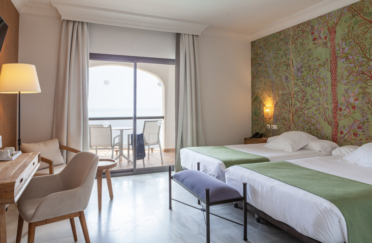 Standard Double Sea View (2)